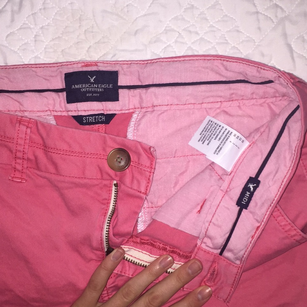 ❤ AEO midi shorts - Picture 3 of 3